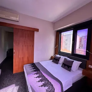 5* Hotel Black Art